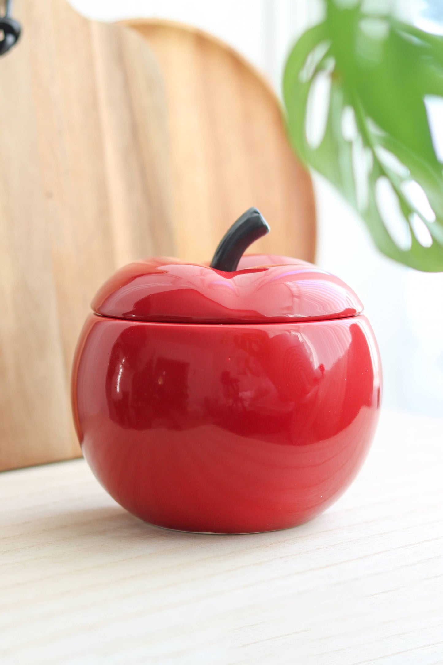 Red Apple Ceramic Oil Burner